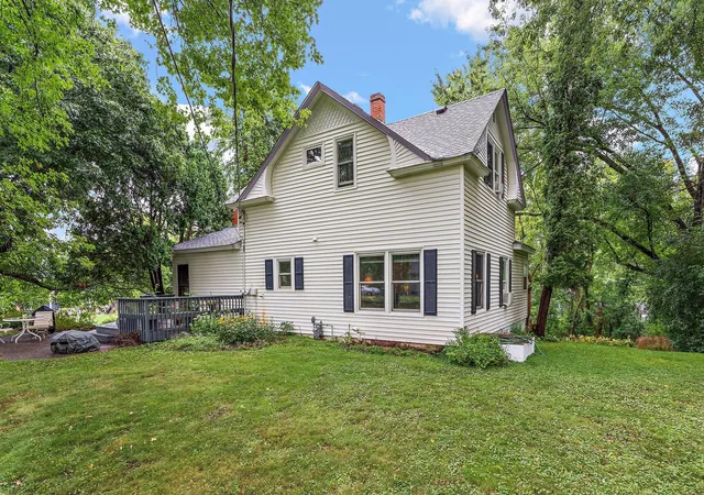 Photo 3 of Single family home for sale at 981 Rosabell St, Marine On Saint Croix, MN 55047 | MLS# 7141850 | Listing updated on 2026-09-11