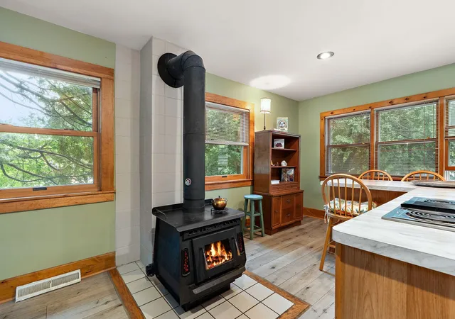 Photo 3 of Single family home for sale at 981 Rosabell St, Marine On Saint Croix, MN 55047 | MLS# 7141850 | Listing updated on 2026-09-11