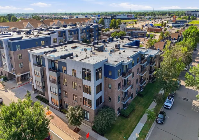 Photo 3 of Condo for sale at 7601 Aldrich Ave S #307, Minneapolis, MN 55423 | MLS# 7141909 | Listing updated on 2026-09-11