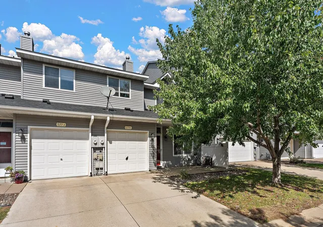 Photo 1 of Sale Pending at 577 Woodduck Dr #K, Saint Paul, MN 55125 | MLS# 7141958 | Listing updated on 2026-10-20