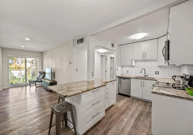 Condo for sale at 311 Pleasant Ave #509, Saint Paul, MN 55102 | MLS# 7142068