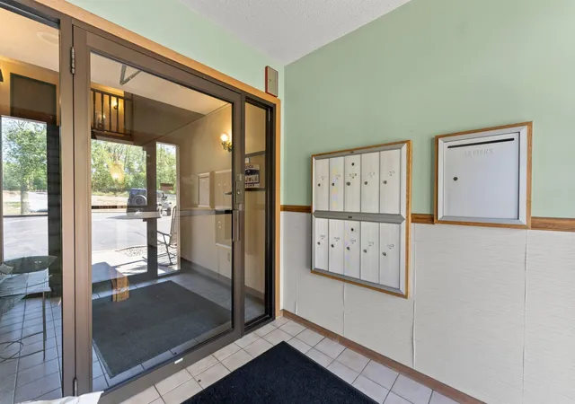 Photo 3 of Condo for sale at 4870 Babcock Trl #312, Inver Grove Heights, MN 55077 | MLS# 7142125 | Listing updated on 2026-09-15