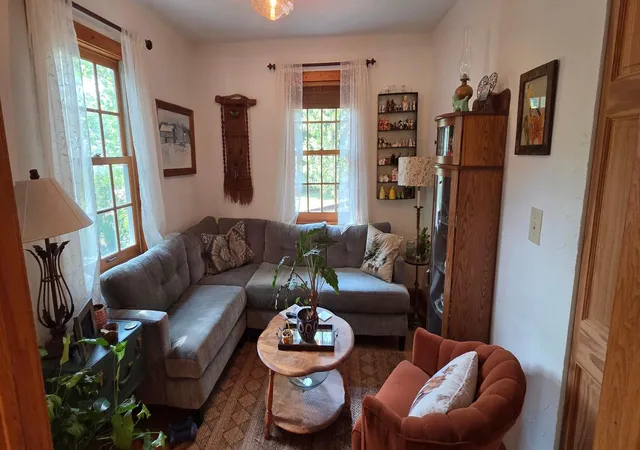 Photo 4 of Single family home for sale at 1002 9th Avenue, International Falls, MN 56649 | MLS# 7142131 | Listing updated on 2026-09-15
