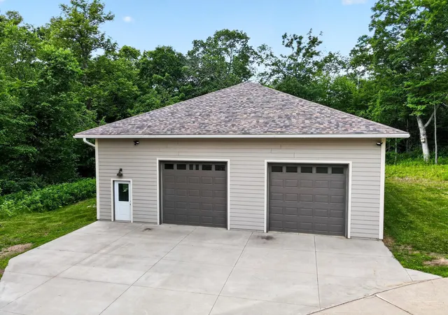 Photo 3 of Single family home for sale at 20286 Saint Croix Trl N, Scandia, MN 55073 | MLS# 7142137 | Listing updated on 2026-09-10