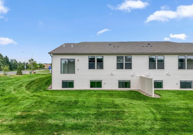 Photo 4 of Sale Pending at 11 Palomino Ct, Hudson, WI 54016 | MLS# 7142139 | Listing updated on 2026-09-10