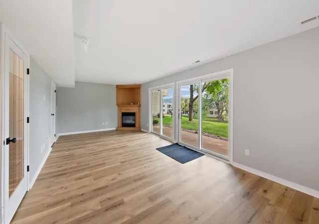 Photo 2 of Single family home for sale at 6313 Saint Croix Trl N, Stillwater, MN 55082 | MLS# 7142156 | Listing updated on 2026-09-11