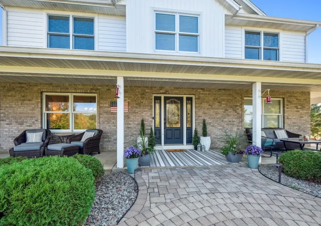 Photo 3 of Single family home for sale at 9520 Scott St, Rockford, MN 55373 | MLS# 7142183 | Listing updated on 2026-09-11