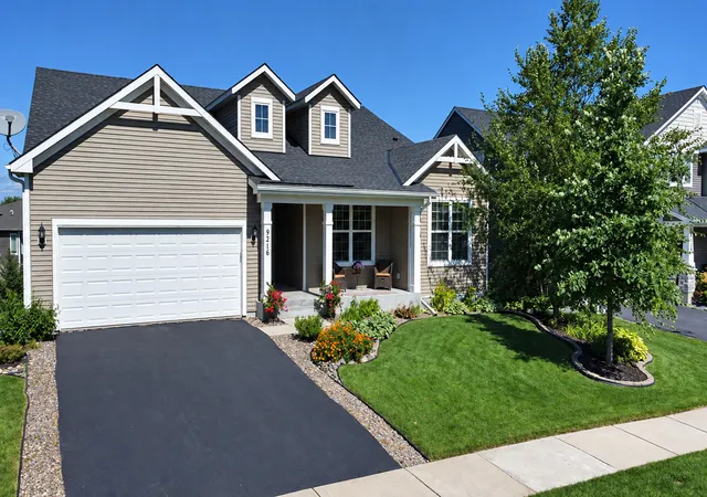 Photo 1 of Single family home for sale at 9216 Lighthouse Ln, Saint Paul, MN 55129 | MLS# 7142201 | Listing updated on 2026-09-14