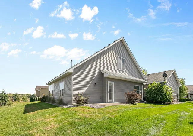 Photo 2 of Single family home for sale at 25423 Heims Lake Cir, Wyoming, MN 55092 | MLS# 7142255 | Listing updated on 2026-09-14