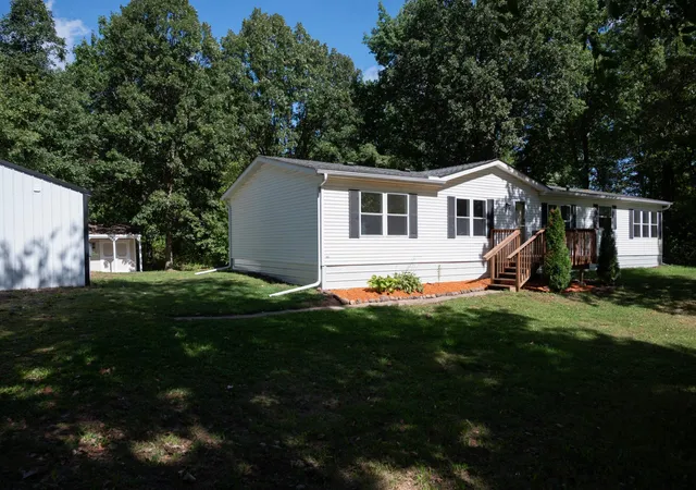 Photo 3 of House for sale at 25089 Pelkey Crk Rd, Hinckley, MN 55037 | MLS# 7142493 | Listing updated on 2026-09-29