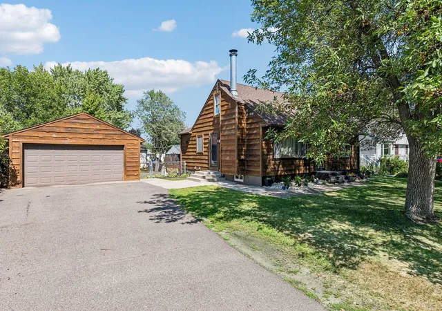 Photo 2 of Single family home for sale at 101 49th Avenue Ne, Minneapolis, MN 55421 | MLS# 7142558 | Listing updated on 2026-09-15
