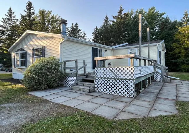 Photo 4 of Single family home for sale at 314 6th Avenue SE, Baudette, MN 56623 | MLS# 7142612 | Listing updated on 2026-09-11