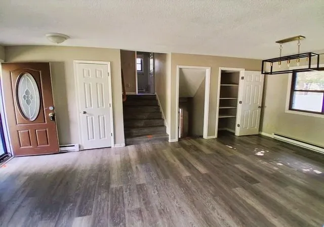 Photo 3 of Single family home for sale at 831 Cumming Ln, Saint Cloud, MN 56301 | MLS# 7142627 | Listing updated on 2026-10-30