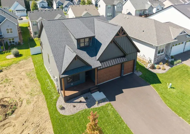 Photo 4 of Single family home for sale at 13351 Cadogan Way, Rosemount, MN 55068 | MLS# 7142637 | Listing updated on 2026-09-11