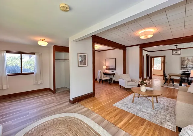 Photo 3 of Single family home for sale at 418 Belvidere St E, Saint Paul, MN 55107 | MLS# 7142773 | Listing updated on 2026-09-15
