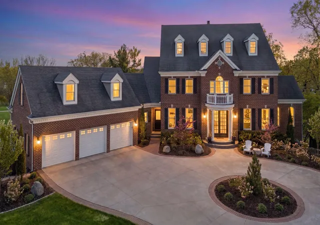 Photo 1 of Mansion for sale at 18482 Bearpath Trl, Eden Prairie, MN 55347 | MLS# 7142921 | Listing updated on 2026-09-11