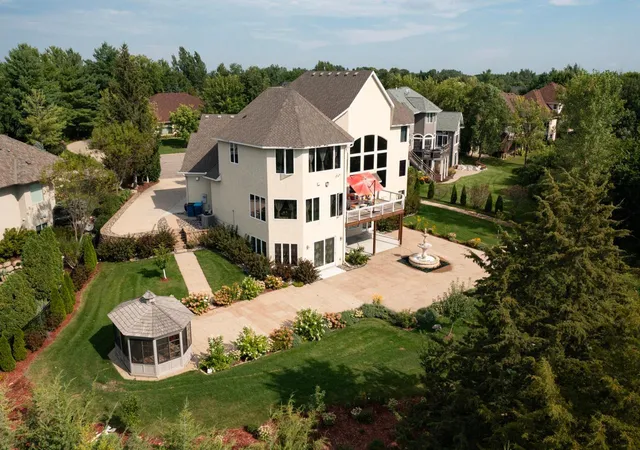 Photo 3 of Mansion for sale at 19115 Vogel Farm Trl, Eden Prairie, MN 55347 | MLS# 7142950 | Listing updated on 2026-09-11