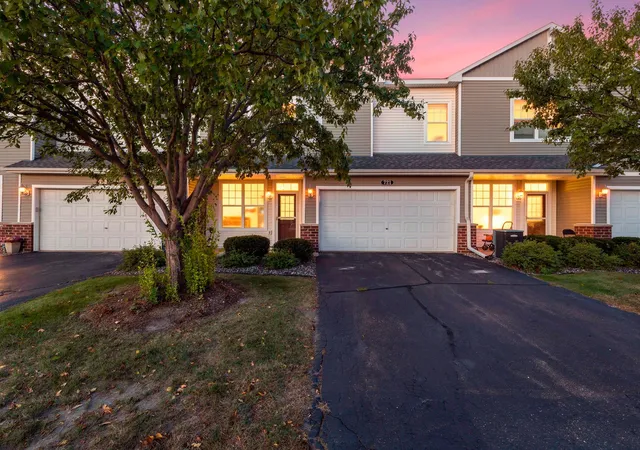 Photo 1 of Single family home for sale at 721 Willow Glen Dr, Buffalo, MN 55313 | MLS# 7142962 | Listing updated on 2026-09-12