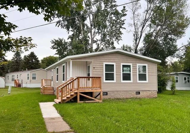 Single family home for sale at 10 Coban Dr, Duluth, MN 55808 | MLS# 7142963