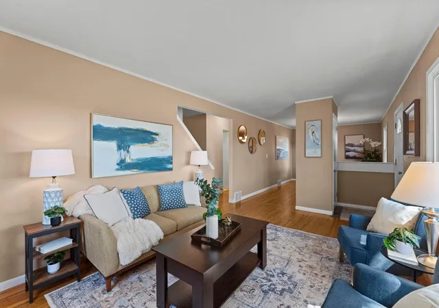 Photo 2 of Single family home for sale at 2900 W 84th Street, Minneapolis, MN 55431 | MLS# 7143088 | Listing updated on 2026-09-14