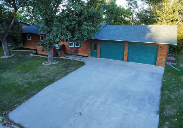 Photo 1 of Single family home for sale at 504 E Franklin Ave, Kennedy, MN 56733 | MLS# 7143156 | Listing updated on 2026-10-07
