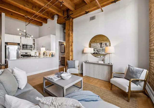 Photo 3 of Condo for sale at 400 N 1st Street #304, Minneapolis, MN 55401 | MLS# 7143199 | Listing updated on 2026-09-14