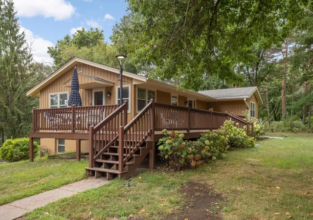 Photo 4 of Single family home for sale at 13963 Tomahawk Dr S, Afton, MN 55001 | MLS# 7143201 | Listing updated on 2026-09-13