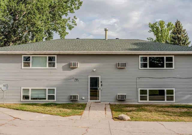 Photo 2 of House for sale at 921 19th Street S, Moorhead, MN 56560 | MLS# 7143292 | Listing updated on 2026-09-19