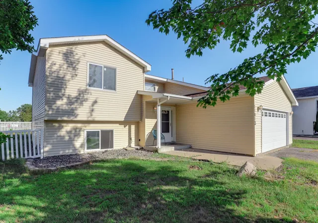 Photo 3 of Single family home for sale at 11012 Edgewood Ave N, Champlin, MN 55316 | MLS# 7143313 | Listing updated on 2026-10-04
