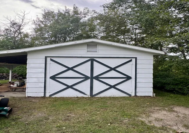 Photo 3 of Single family home for sale at 40427 State Hwy 313, Warroad, MN 56763 | MLS# 7143420 | Listing updated on 2026-09-14