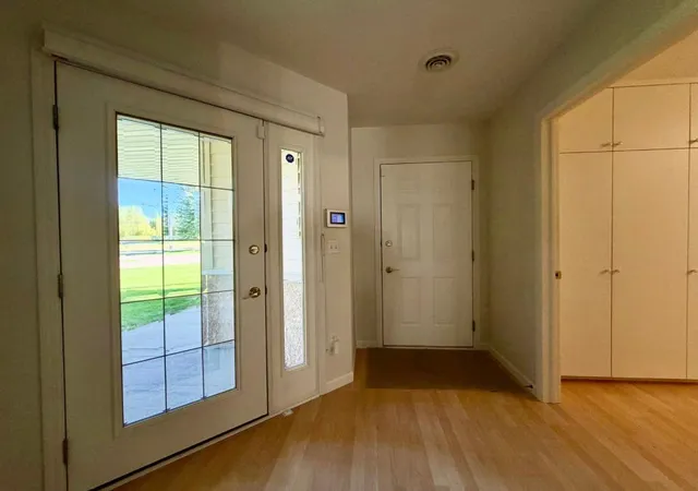 Photo 3 of Single family home for sale at 13040 Evergreen Dr, Lindstrom, MN 55045 | MLS# 7143539 | Listing updated on 2026-10-07