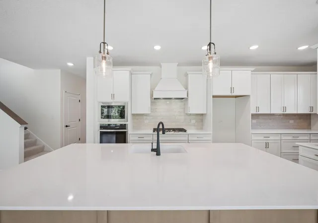 Photo 3 of Single family home for sale at 6160 Everest Ct N, Minneapolis, MN 55446 | MLS# 7143628 | Listing updated on 2026-09-13