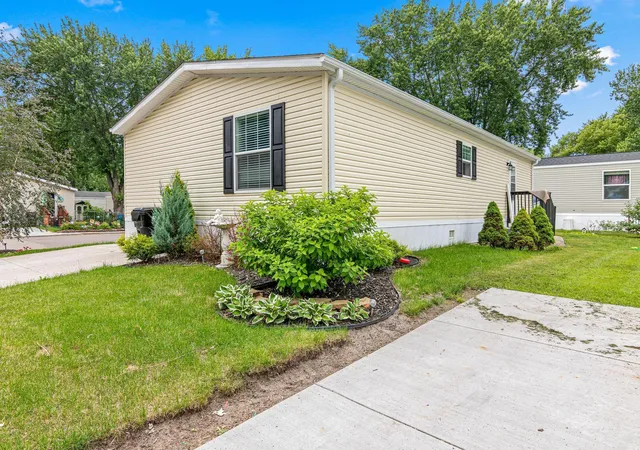 Photo 3 of Single family home for sale at 18164 Highway 65 Ne #141, Cedar, MN 55011 | MLS# 7143795 | Listing updated on 2026-09-15