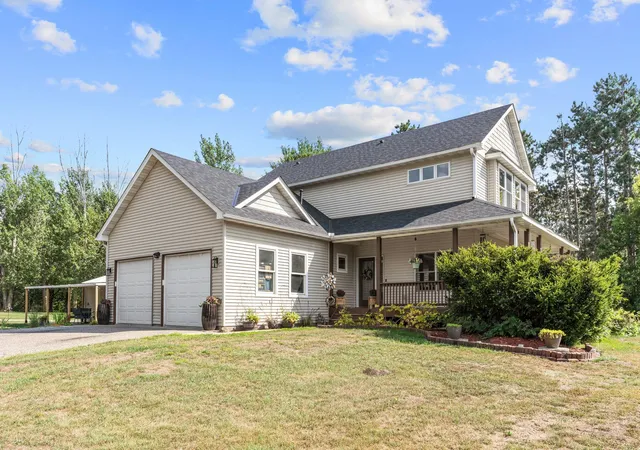 Photo 3 of Single family home for sale at 26141 22nd Street W, Zimmerman, MN 55398 | MLS# 7143852 | Listing updated on 2026-09-15