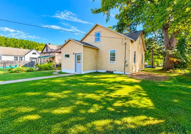 Photo 3 of Single family home for sale at 105 Sadie St, Marble, MN 55764 | MLS# 7143897 | Listing updated on 2026-09-22
