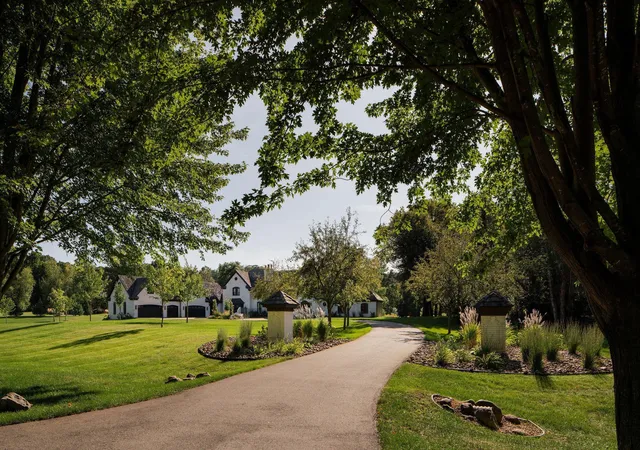 Photo 1 of Mansion for sale at 170 Spur Cir, Wayzata, MN 55391 | MLS# 7143971 | Listing updated on 2026-09-15
