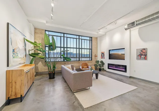 Photo 2 of Condo for sale at 2929 Chicago Ave #1105, Minneapolis, MN 55407 | MLS# 7144179 | Listing updated on 2026-09-15
