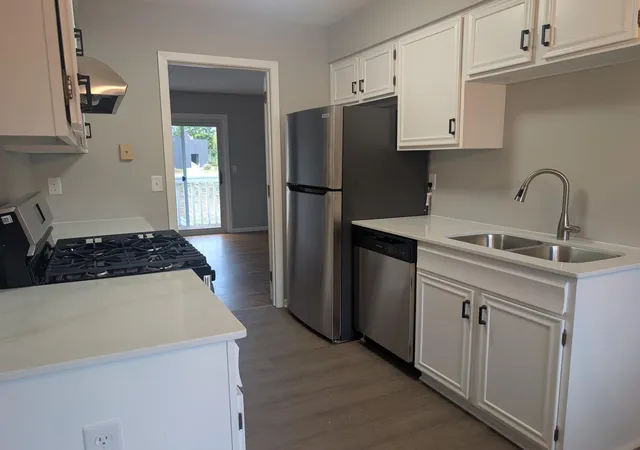 Photo 1 of Single family home for sale at 7427 143rd Street Ct, Apple Valley, MN 55124 | MLS# 7144227 | Listing updated on 2026-09-15