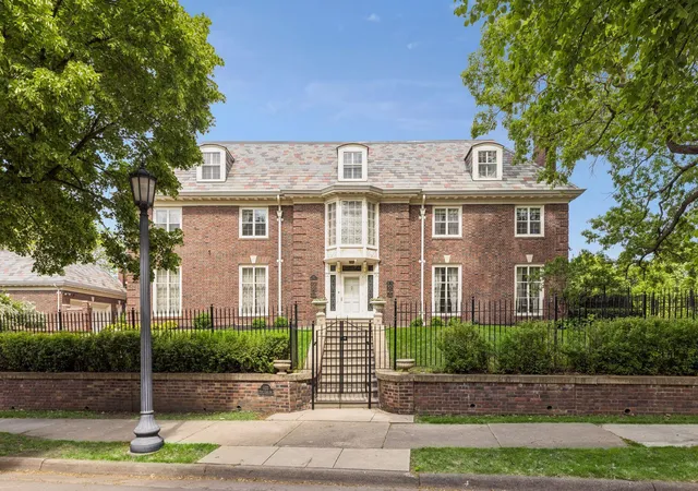 Photo 1 of Mansion for sale at 1122 Mount Curv Ave, Minneapolis, MN 55403 | MLS# 7144280 | Listing updated on 2026-09-14