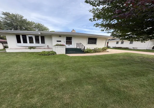 Photo 3 of Single family home for sale at 1212 8th Avenue Ne, Brainerd, MN 56401 | MLS# 7144314 | Listing updated on 2026-09-23