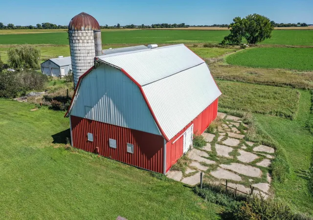 Photo 4 of Single family home for sale at 18413 60th Street SW, Prinsburg, MN 56281 | MLS# 7144413 | Listing updated on 2026-10-06