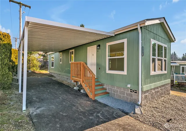 Photo 3 of Sale Pending at 18200 36th Avenue S #395, Sea Tac, WA 98188 | MLS# NWM2328814 | Listing updated on 2026-09-25