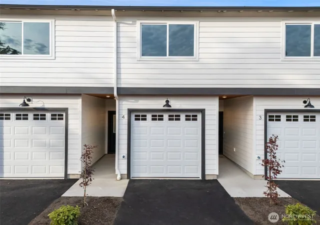 Photo 3 of Condo for sale at 669 W Hendrickson #4, Sequim, WA 98382 | MLS# NWM2376082 | Listing updated on 2026-09-23