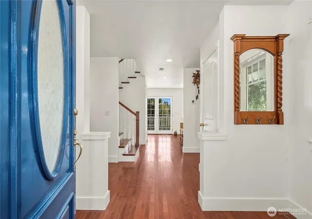 Photo 4 of Single family home for sale at 24 Broadway Hl Rd, Hoquiam, WA 98550 | MLS# NWM2437671 | Listing updated on 2026-09-23