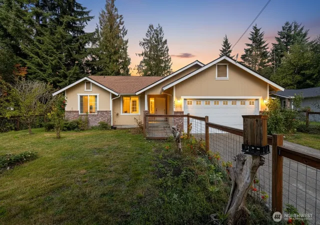 Single family home for sale at 3001 Green Valley Dr, Maple Falls, WA 98266 | MLS# NWM2442927
