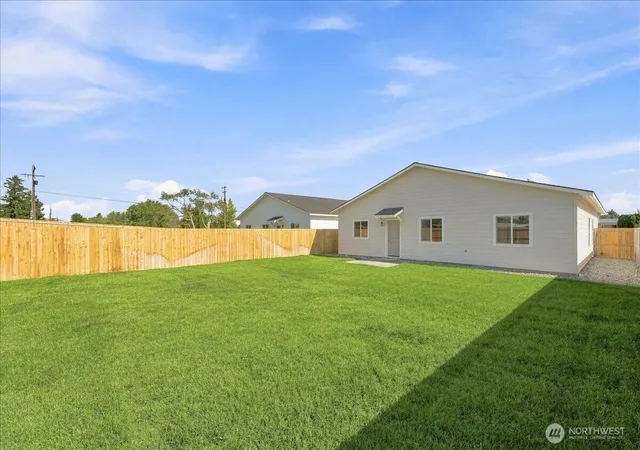 Photo 4 of Single family home for sale at 34 Simpson St, Mansfield, WA 98830 | MLS# NWM2455573 | Listing updated on 2026-09-17