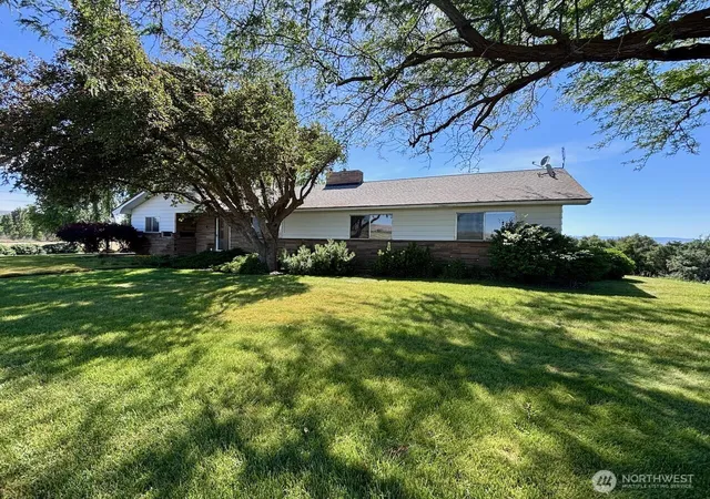 Photo 3 of Sale Pending at 1171 Cleman Rd, Ellensburg, WA 98926 | MLS# NWM2457773 | Listing updated on 2026-09-25