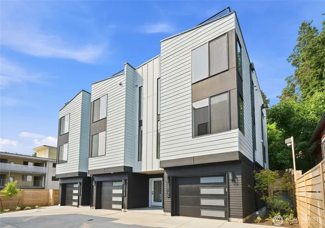 Photo 1 of Townhouse for sale at 1014 Ne B 70th St, Seattle, WA 98115 | MLS# NWM2457915 | Listing updated on 2026-10-02