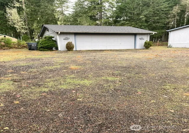 Photo 2 of Sale Pending at 220 N Duckabush Dr, Hoodsport, WA 98548 | MLS# NWM2458633 | Listing updated on 2026-09-25