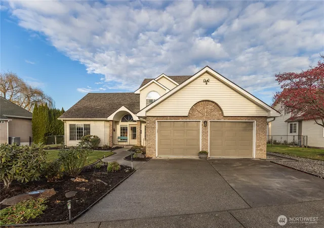 Photo 1 of Single family home for sale at 959 Se Sentry Dr, College Place, WA 99324 | MLS# NWM2461629 | Listing updated on 2026-09-17